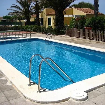 Cheap With A Sunny Garden In Menorca شقة *
