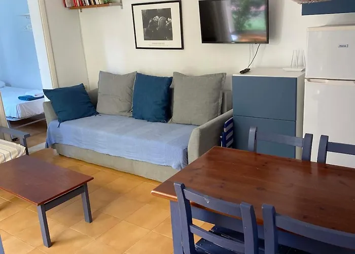 Cheap With A Sunny Garden In Menorca