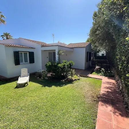 Cheap With A Sunny Garden In Menorca Apartmán *